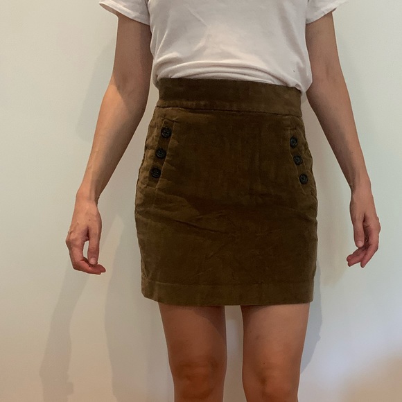 Corduroy green mini skirt with buttons - Picture 2 of 2